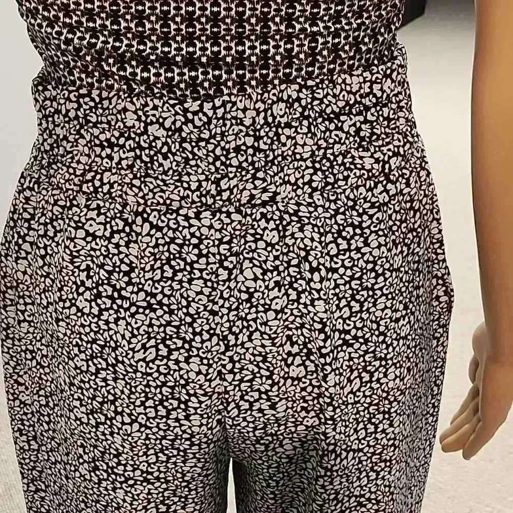 Pants - Picture 7 of 8